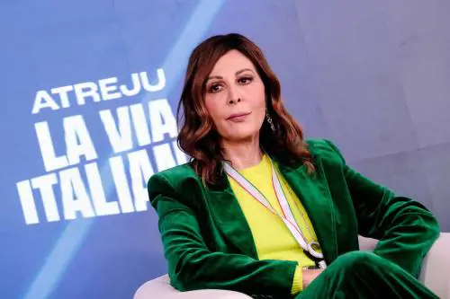 Santanchè, scoglio sfiducia. La Russa: "Sta valutando"