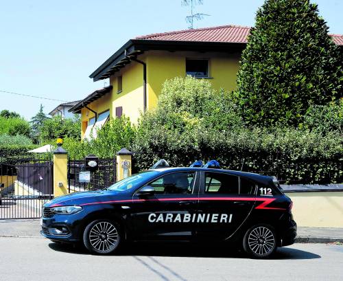 Un nome e un funerale per i piccoli mai nati. L'atto di pietà per i bimbi sepolti in giardino