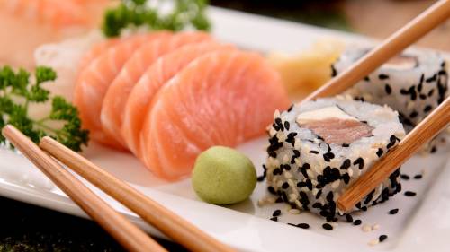 https://img.ilgcdn.com/sites/default/files/styles/md/public/foto/2025/01/19/1737281650-sushi-2856545-1280.jpg?_=1737281650