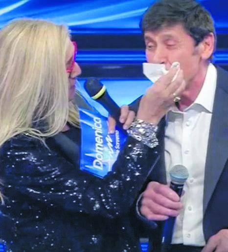 Mara-Gianni, show nello show