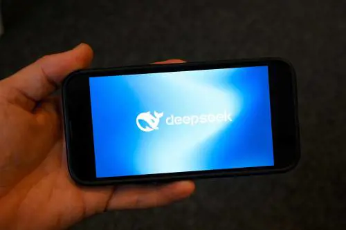 Deepseek, tra intelligenza artificiale e competizione reale