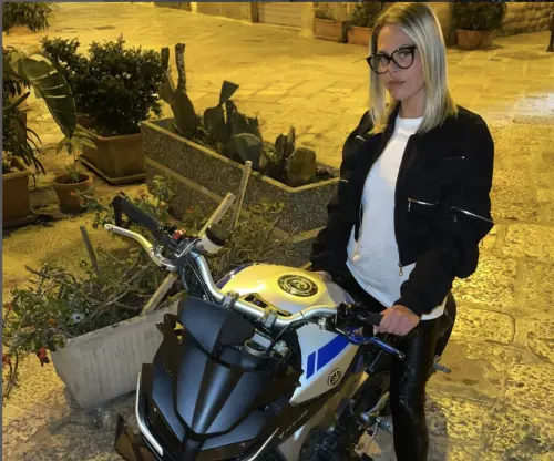 Una recente immagine di Loreta Capriata tratta dalle sue pagine social