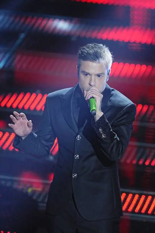 Salis e la sinistra, se perfino Fedez dà loro lezioni di politica