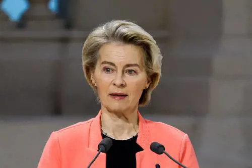 "L'Ucraina è Europa". Von der Leyen a Kiev nel terzo anniversario della guerra 