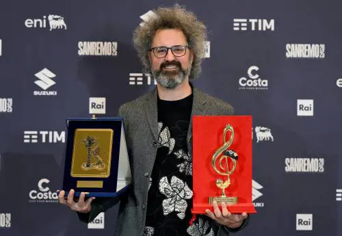 Cristicchi, gli untori e l'abiura richiesta