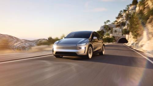 Tesla Model Y 2025: le prime impressioni al volante del nuovo modello