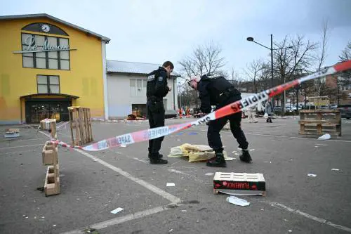 "Allah Akbar". E uccide al mercatino