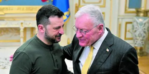 Follia Usa: "Kiev divisa come Berlino"