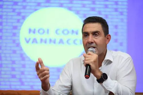 Vannacci scuote la Lega. "In Toscana la mia lista"
