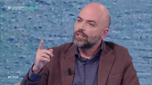 "Si comportano da banditi". Saviano senza freni: altri insulti contro il governo