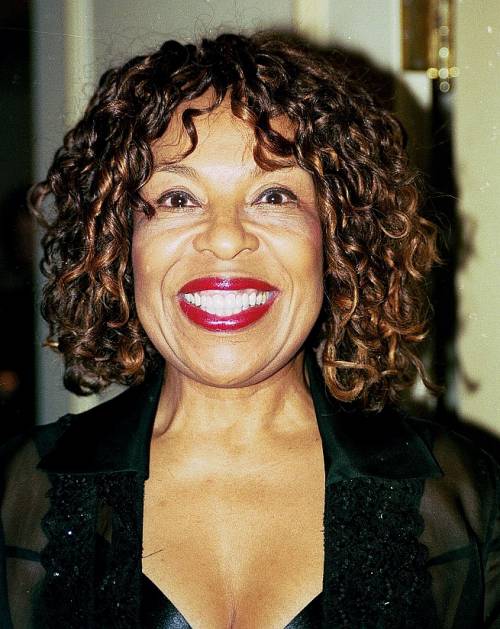 Addio alla voce di "Killing me softly": Roberta Flack aveva 88 anni