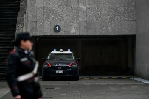 Nasconde il cadavere della madre nel freezer per due anni: “La sua pensione unica fonte di reddito”