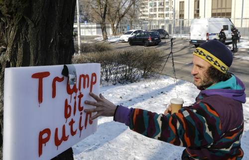 Rabbia e paura a Kiev: "Umiliazione mai vista. Il mondo capirà chi è dalla parte giusta"