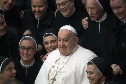 "Papa Francesco ha riposato bene tutta la notte". Come sta il pontefice