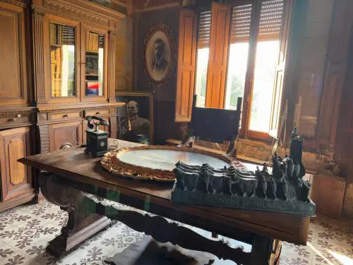 La sindaca (di centrosinistra) chiede soldi per Mussolini: "Salviamo la storia"