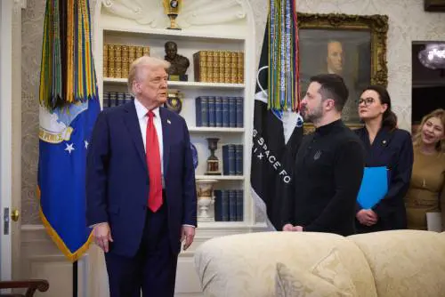 Stop ai cyberattacchi contro la Russia e agli aiuti militari a Kiev: le rivelazioni sulla strategia di Trump