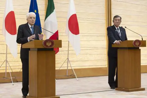 Mattarella in Giappone: "Apertura dei mercati un valore da mantenere". Poi l'auspicio sull'Ucraina