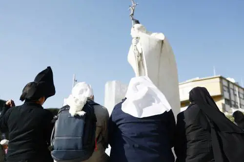 Niente crisi respiratorie. Fisioterapia e lavoro. "Ha ricevuto le ceneri"