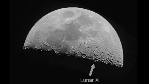 Una "X" sulla Luna: ecco cos'è e quando sarà visibile