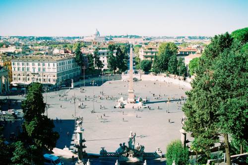 Tutti in piazza