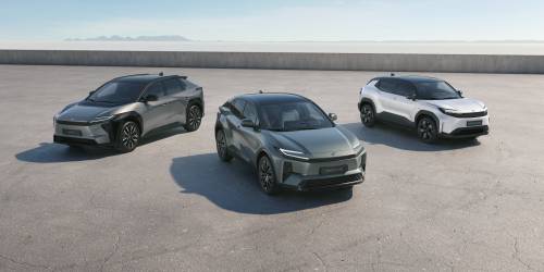 https://img.ilgcdn.com/sites/default/files/styles/md/public/foto/2025/03/11/1741713126-bz4x-toyota-c-hr-urban-cruiser-lineup.jpg?_=1741713126