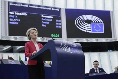Migranti, l'Europa si blinda. Ecco il "rimpatrio unitario"