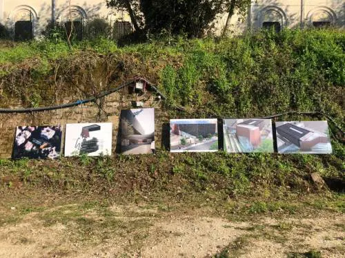 Escrementi, teste di maiale e volantini pro-Pal: sfregiato il Museo della Shoah di Roma