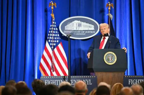 Trump: "Ottimi contatti con Mosca ma c'è ancora molta strada da fare"