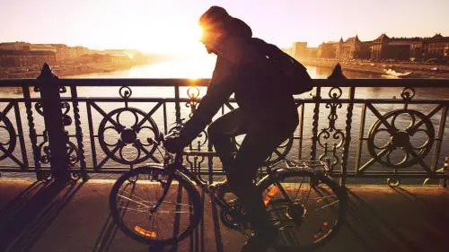 In bici come in auto, occhio all'alcoltest. Cosa dice la Cassazione