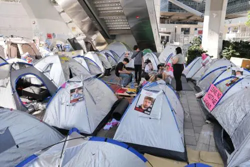 Tregua, Hamas chiude ma si tratta ancora. Netanyahu licenzia il capo dello Shin Bet