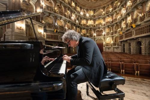 Anzovino e il suo Atelier. "I colori del pianoforte"