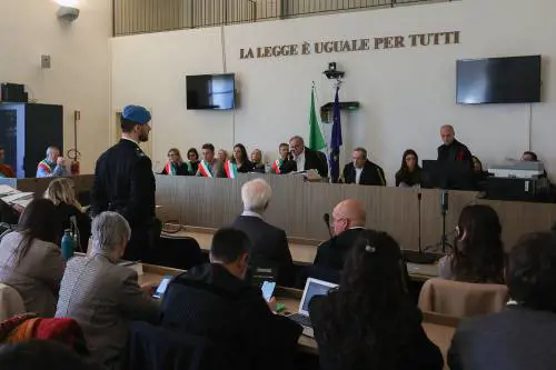 La vigilessa uccisa e il contratto di sottomissione sessuale col killer