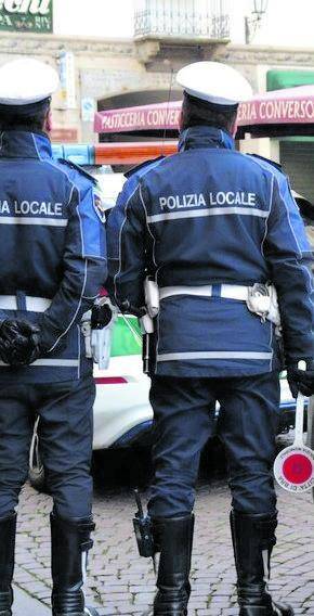 Ladro seriale in corsia, ruba portafoglio a un infermiere: preso