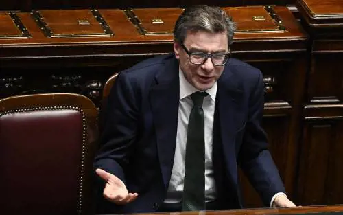 Stretta del Tesoro sui fondi pubblici