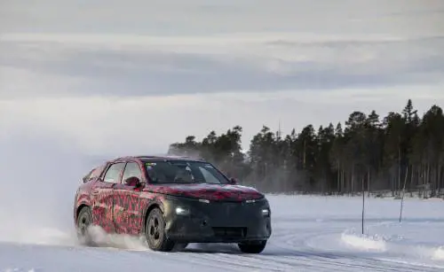 Alfa Romeo Stelvio, la nuova generazione immortalata nei test di sviluppo in Svezia