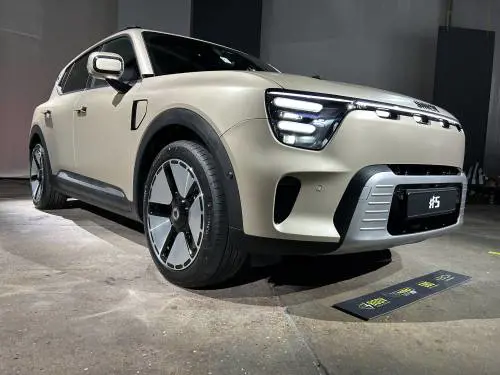 Smart #5, la famiglia si allarga: il nuovo SUV di medie dimensioni