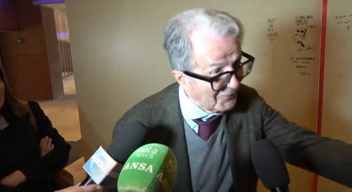 "Prodi mi ha tirato i capelli": il racconto della giornalista