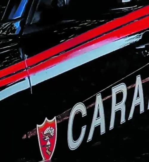 Rapina la sala scommesse, preso commando armato