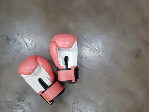 La boxe è pericolosa. Giusto vietarla ai figli