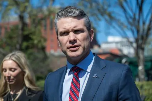 Il capo del Pentagono Pete Hegseth