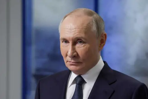 Putin, l'ultima provocazione. "L'Onu cacci via Zelensky"