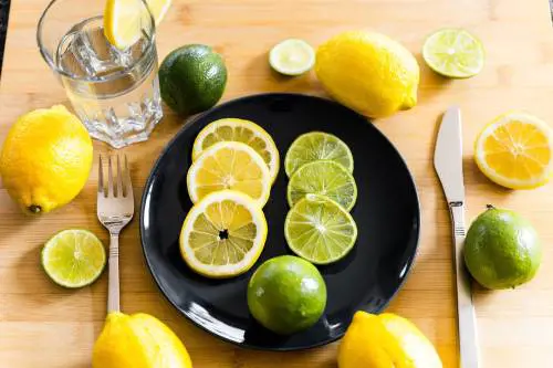 Limoni: benefici e quattro ricette facili e sfiziose
