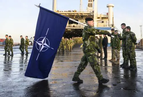 "Attacco entro il 2030". Allarme nella Nato per il rapporto degli 007