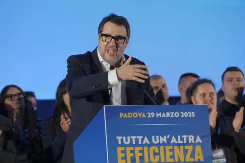 "Fedeltà al governo". Ma su Ue, dazi e Nord Salvini si smarca