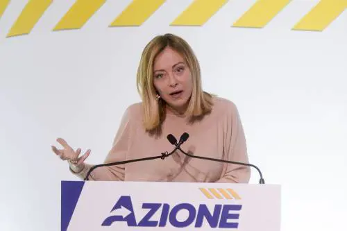 Da Giorgia una grande lezione di democrazia