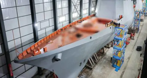 "Sta spostando una grande nave da guerra": la strana mossa di Kim 