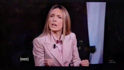 "Le sue non sono scuse. Ecco cosa doveva fare". La giornalista stronca Prodi