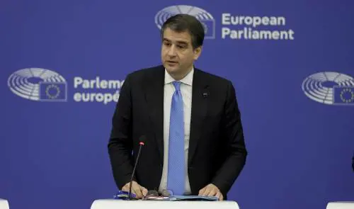 Difesa, la Ue gioca la carta Pnrr: possibile usare i fondi di coesione