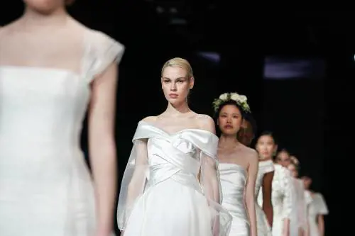 Sì Sposaitalia, tutto il fashion di tendenza per matrimoni e cerimonie