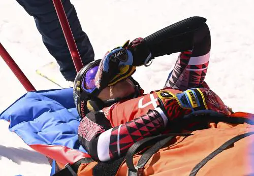 Brignone si frattura tibia e perone: operazione riuscita, i tempi di recupero
